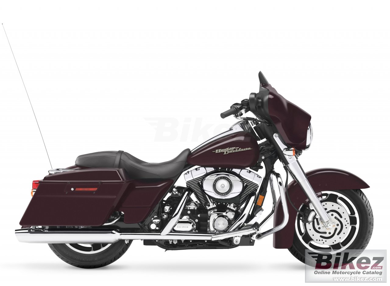 Big Harley-Davidson flhx street glide picture and wallpaper from Bikez.com